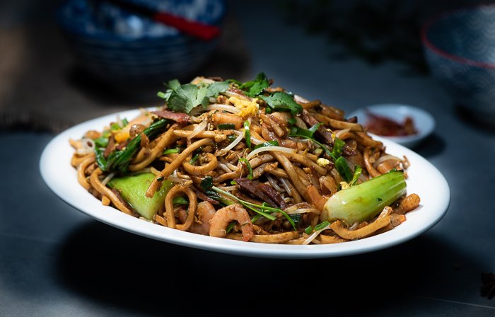 Dish 181: Fried Udon Noodles with BBQ Pork & Prawn (Smoky)