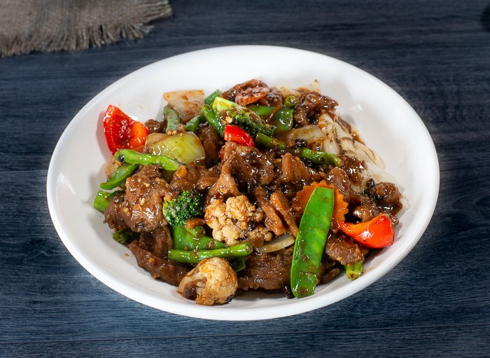 Dish 172: Chicken or Beef with Black Bean Sauce & Fried Egg or Rice Noodles