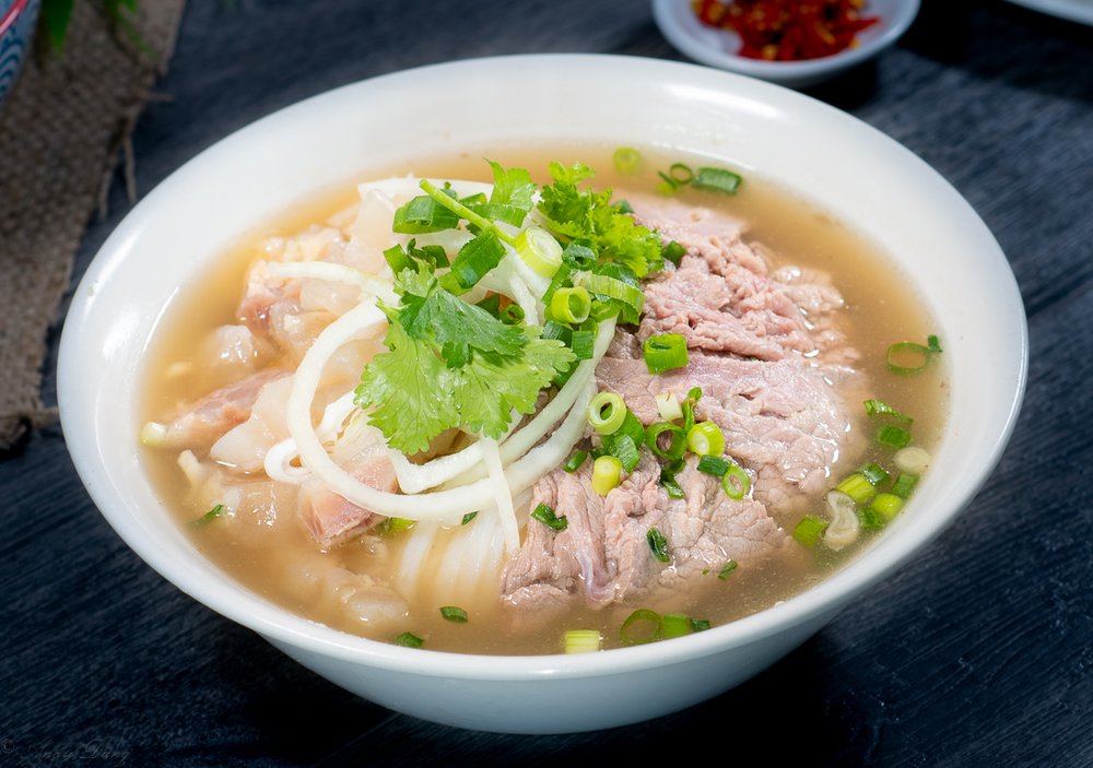Dish 102: Fresh Sliced Beef & Tendon Noodle Soup