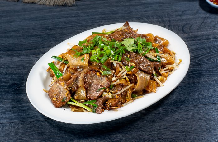 Dish 165: Beef Fried Rice Noodles (Smoky)