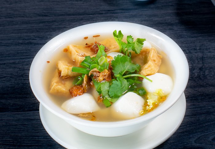 Bean Curd Soup With Fish Balls/Beef Balls, dish 25